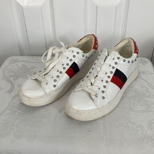 Steve Madden Belle white sneaker silver studs 8.5